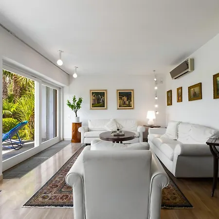 Villa, Relax, Parking E Wifi Gera Lario