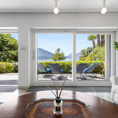 Villa, Relax, Parking E Wifi Vila Gera Lario