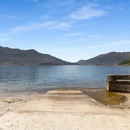 Villa, Relax, Parking E Wifi * Gera Lario