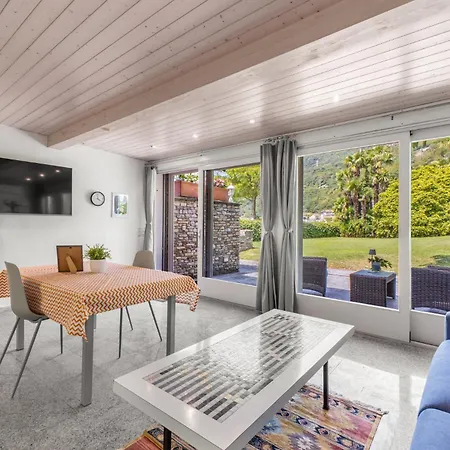 Villa Villa, Relax, Parking E Wifi Gera Lario